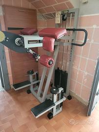 gluteus machine technogym 