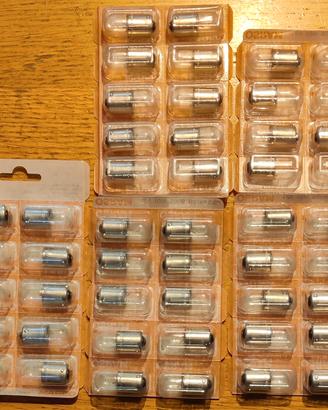 Lotto di 48 lampadine per auto Osram 5008 BA15s