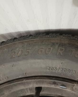 pneumatici Michelin invernali 205/60/R16