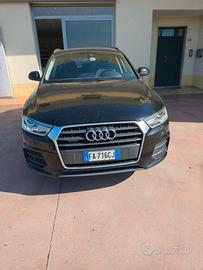 Audi Q3 2.0 tdi Quattro S.Tronic