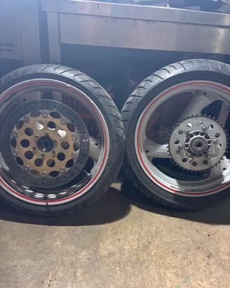 Coppia ruote monster 600