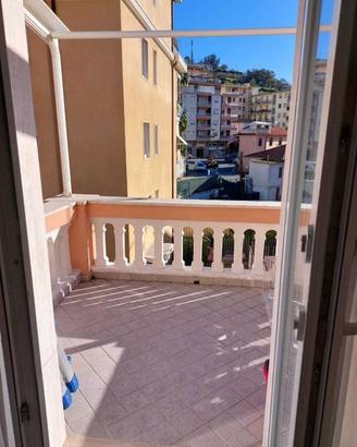 Villetta a schiera di 110 m² con 5 locali a Sanrem