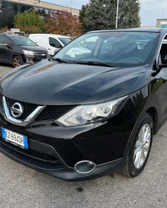 Nissan Qashqai 1.5 dCi Visia
