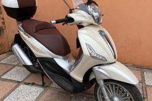 Piaggio Beverly 300 i.e