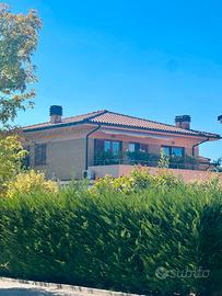Panoramico in Bifamiliare - zona Serraloggia
