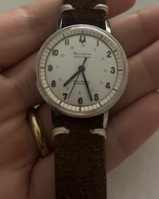 Bulova Accutron 214 Raio Road