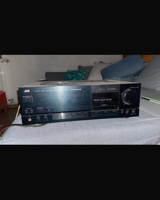 AMPLIFICATORE JVC