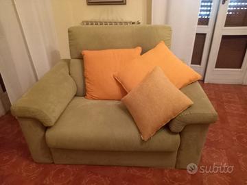 a poco prezzo poltrona sala armadio vetrina x armi