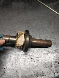 Assi e boccole per trattori