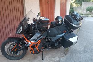 KTM 890 adv (valuto scambi con xadv o forza 750)