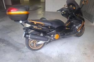 Yamaha T Max - 2007 portacasco scarico akrapovic