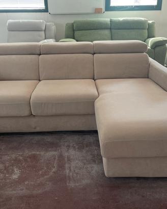 Divano 4 posti sed lunga più pouf letto estraibile