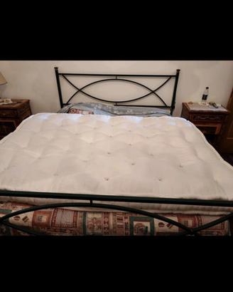 materasso bianco di lana pura appena cardato