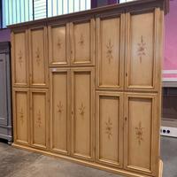 Armadio 6 ante color crema stile fiorentino