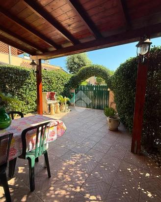 CASA SEMINDIPENDENTE A TERRACINA