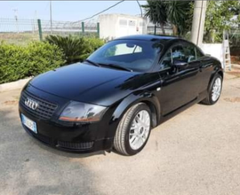 Audi TT 8n (mk1) con CRS