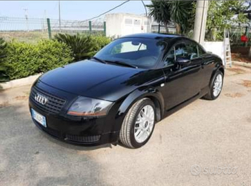 Audi TT 8n (mk1) con CRS