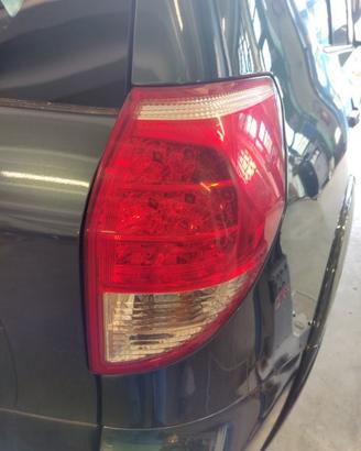 Fanale posteriore destro TOYOTA RAV 4 del 2006