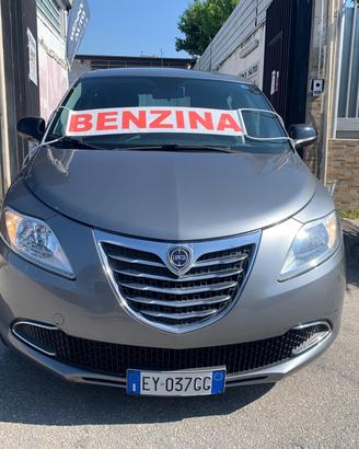 Lancia Ypsilon 0.9 TwinAir 85 CV 5 porte S&S Plati