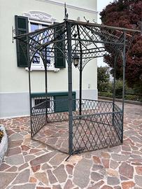 gazebo antico in ferro