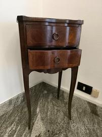 Tavolino in legno vintage