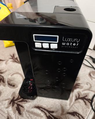 Erogatore "Luxury water processor"