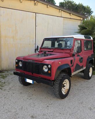 Land Rover Defender 90 2.5 TD (19J) - Autovettura