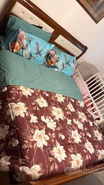 Camera matrimoniale in legno ciliegio