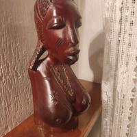 Busto donna africano
