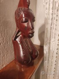 Busto donna africano