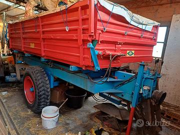 Rimorchio vendemmia meccanizzata