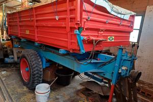 Rimorchio vendemmia meccanizzata