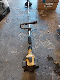 decespugliatore a motore 