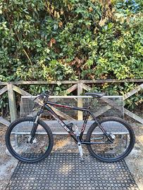 Mountain bike Shockblaze R7