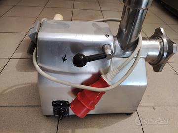 Tritacarne Professionale OMAS