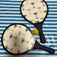 Racchette in legno per il mare