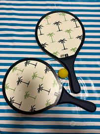 Racchette in legno per il mare