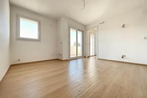 Classe A - 26 mq di balcone abitabile - mare 350m