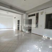 APPARTAMENTO PIANO TERRA CON BOX AUTO E SPAZIO EST