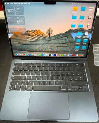 Macbook air m3 8/512