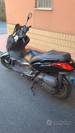 Xmax 125