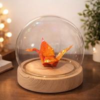 Lampada da tavolo con ornamento Gru Origami 