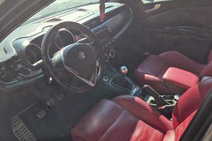 alfa giulietta 