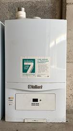Caldaia a condensazione Vaillant ecoTEC pure