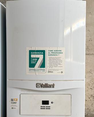 Caldaia a condensazione Vaillant ecoTEC pure