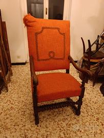 Antica poltrona a rocchetto '800