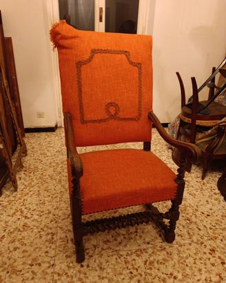 Antica poltrona a rocchetto '800