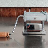 Titania tira pasta fresca manuale vintage