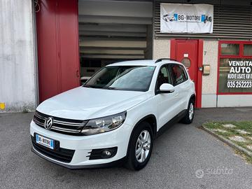 Volkswagen Tiguan 1.4 tsi Trend & Fun ok neopat. G