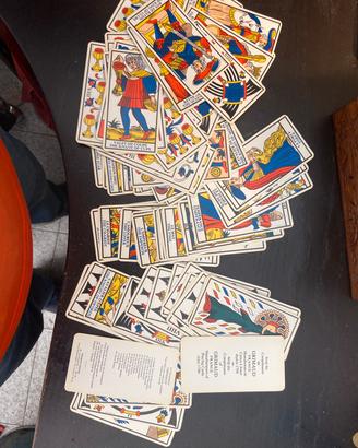 Carte taroccho di Marsiglia con scatola legno